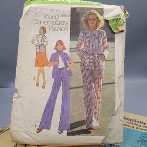 Vintage Sewing PATTERN Simplicity 7473, Young Contemporary Fashion, Misses 1976